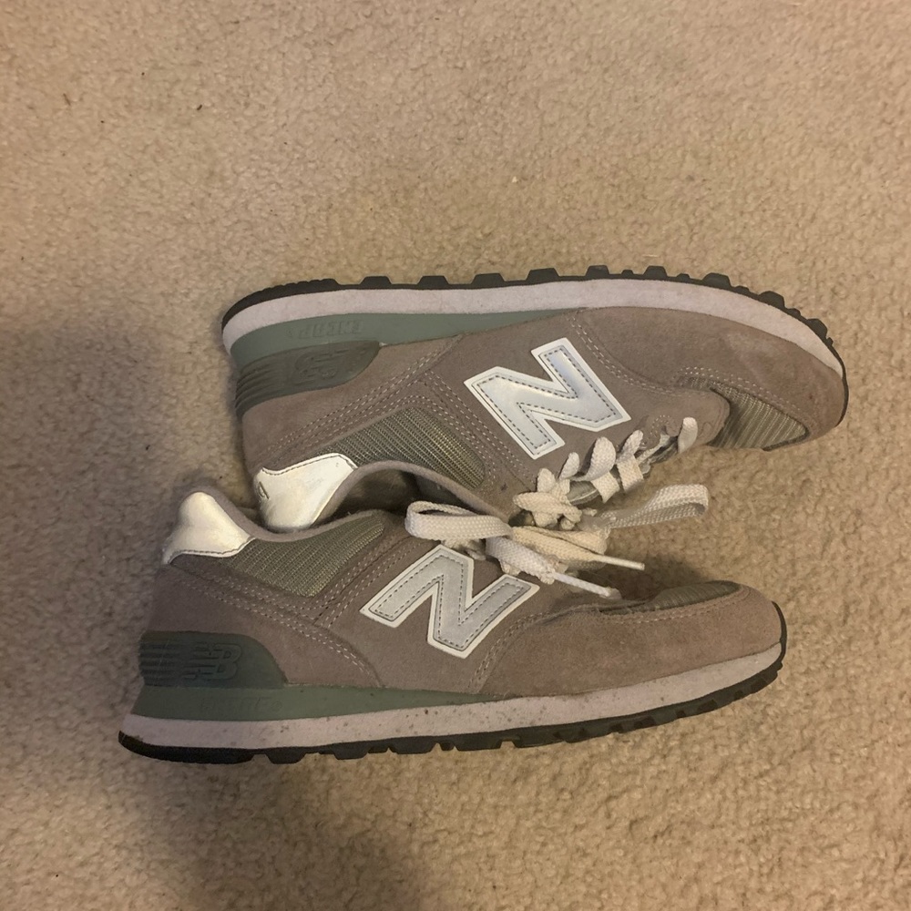 New balance shoes